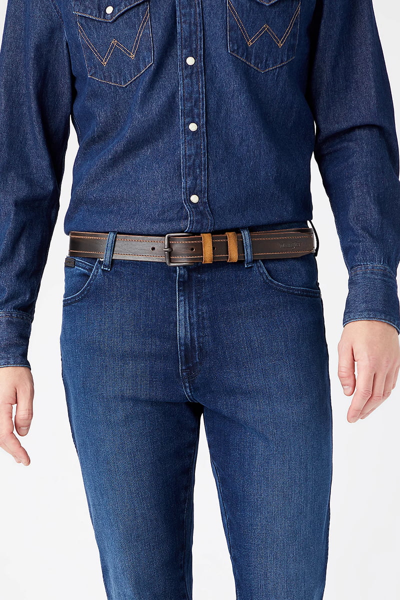 Wrangler каталог. Wrangler Belt. Ремень Wrangler мужской. Вранглер Винтаж. Wrangler ремень с декором.